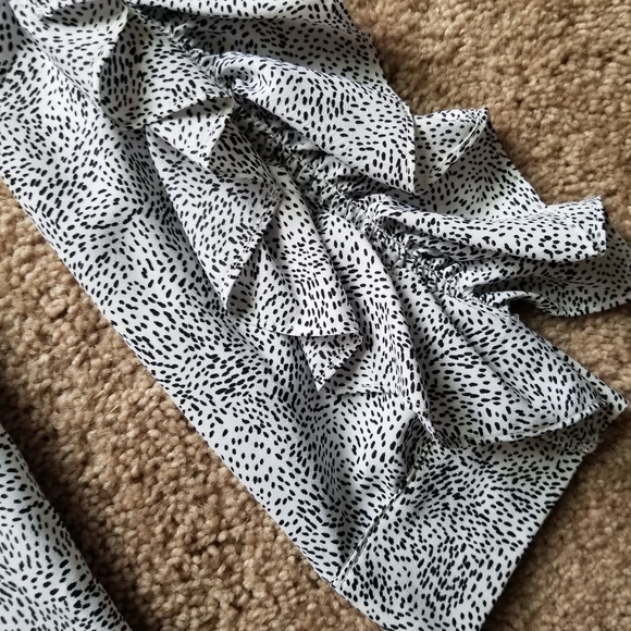 A New Day White and Black Speckled Ruffle Sleeve Top - Picture 4 of 4